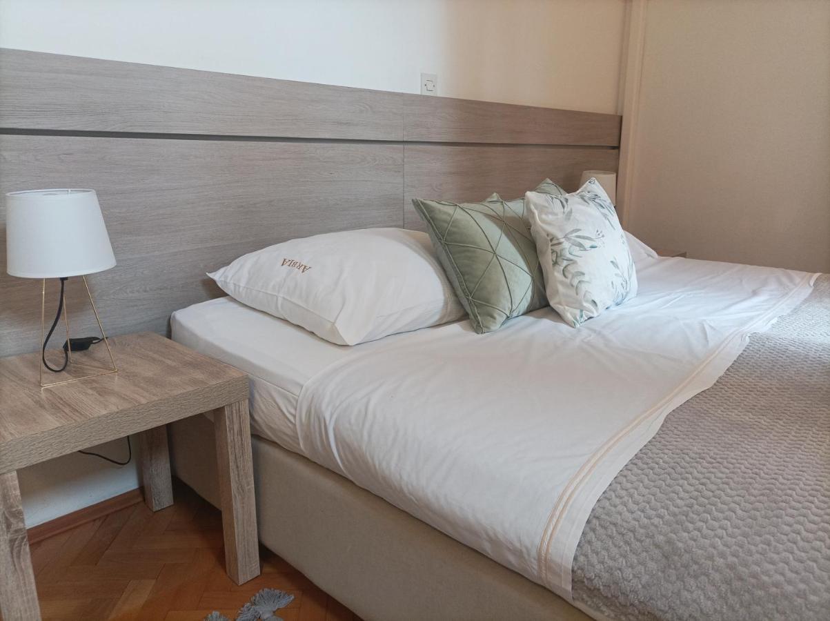 Villas Arbia - Rio By The Beach Banjol Екстер'єр фото